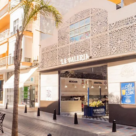 Cubo's Front Line Apartment Fuengirola