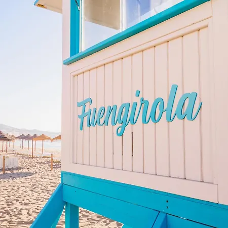 Cubo's Front Line Apartment Fuengirola